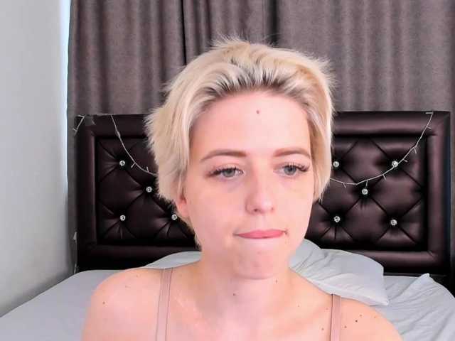 Live sex webcam photo for merry-lola #273502052