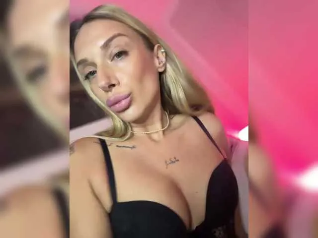 Live sex webcam photo for merrybaby #292350110