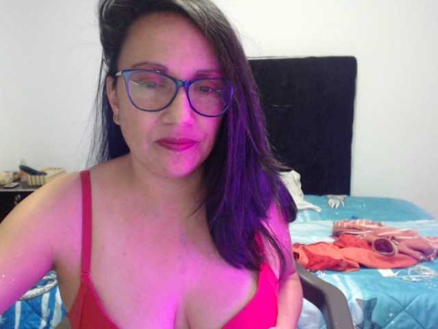 Live sex webcam photo for merryhornnyy #273965761