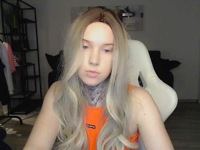 Live sex webcam photo for mery-jane- #290356019