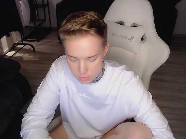 Live sex webcam photo for mery-jane- #290365084