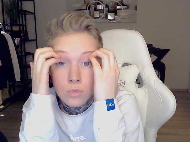 Live sex webcam photo for mery-jane- #290551534