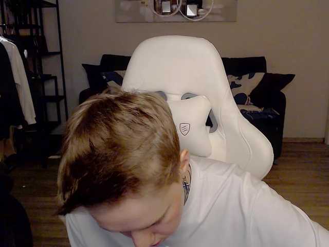 Live sex webcam photo for mery-jane- #290579145