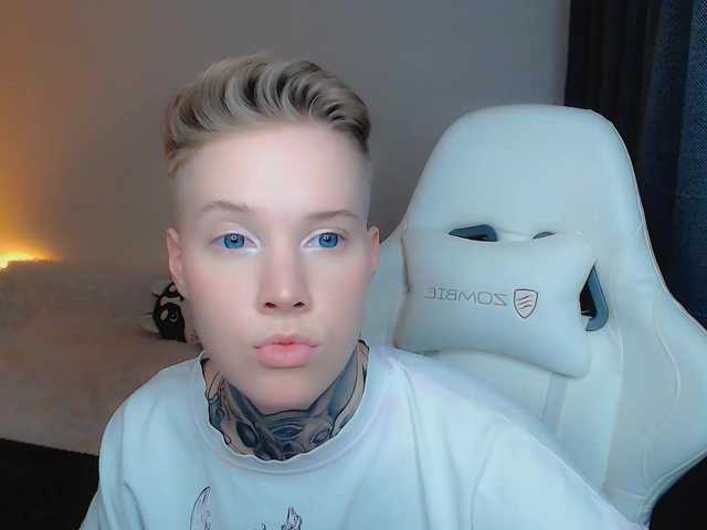 Live sex webcam photo for mery-jane- #290688086