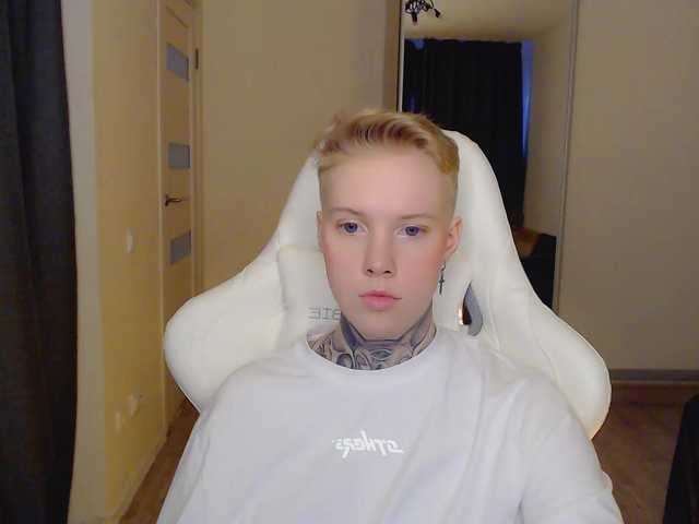 Live sex webcam photo for mery-jane- #290804930