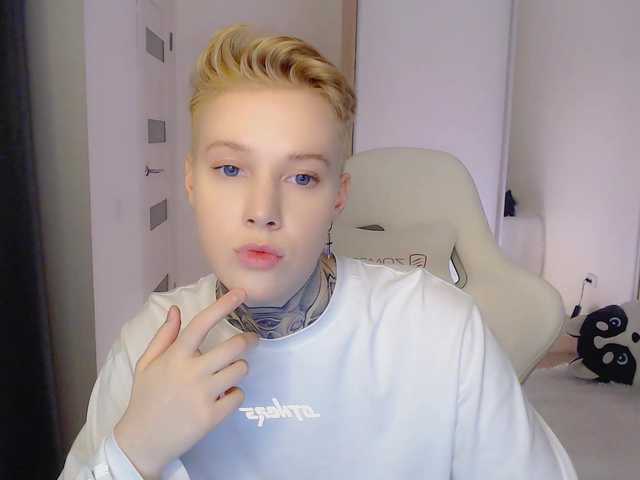 Live sex webcam photo for mery-jane- #290862571