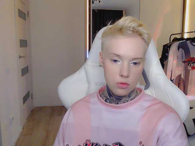 Live sex webcam photo for mery-jane- #290968336
