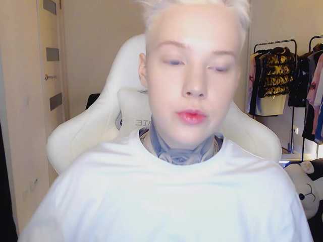 Live sex webcam photo for mery-jane- #291000259