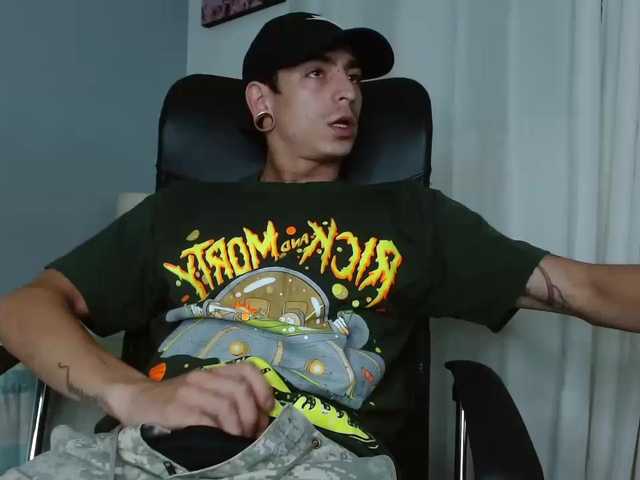 Live sex webcam photo for methodicxxx #275654580