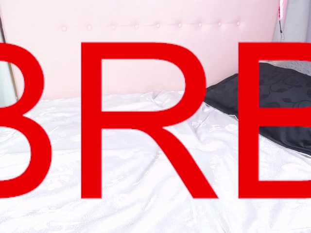 Live sex webcam photo for mia-ben #271740974