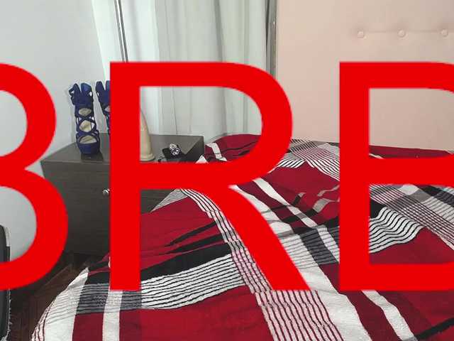 Live sex webcam photo for mia-ben #272182234