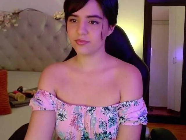 Live sex webcam photo for mia-collins #276684620