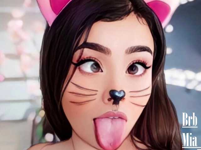 Live sex webcam photo for mia-doll #272826714