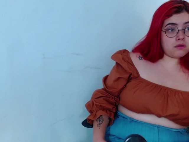 Live sex webcam photo for mia-doll #273500670