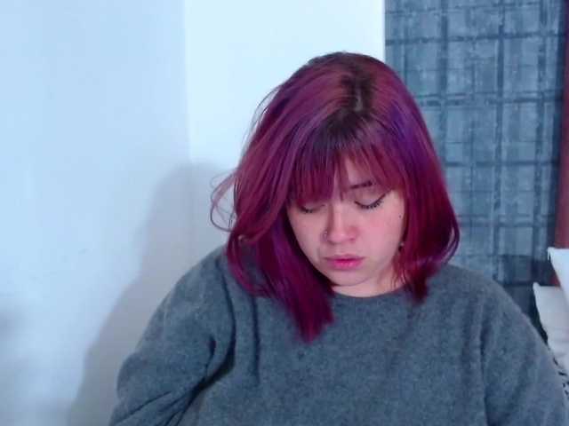 Live sex webcam photo for mia-doll #273684913