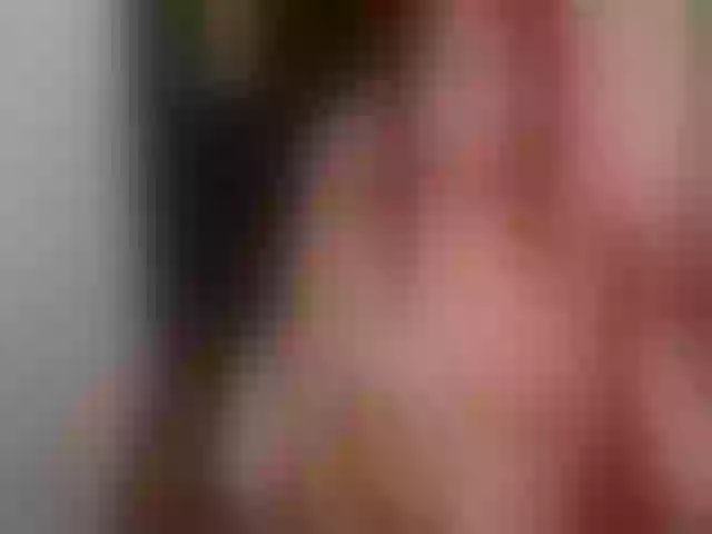 Live sex webcam photo for mia-foxx #273605102