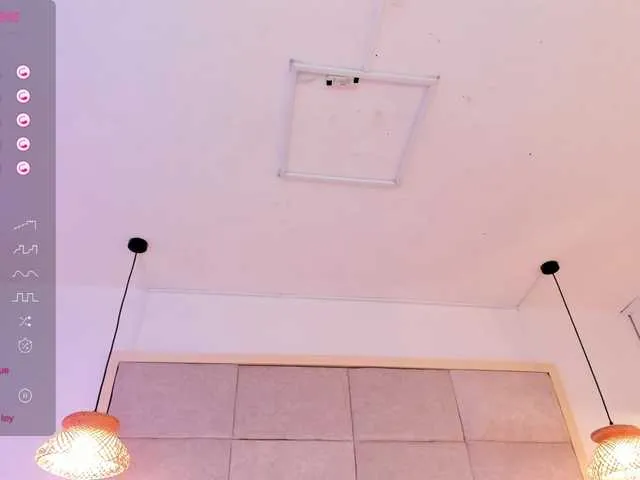 Live sex webcam photo for mia-lourence #290425162