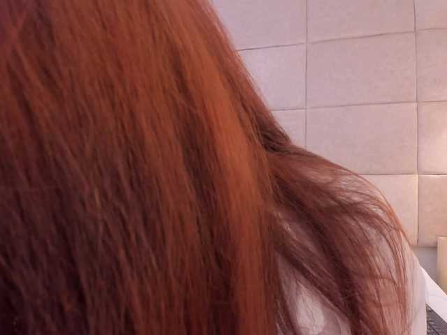 Live sex webcam photo for mia-lourence #290754304