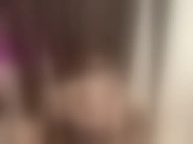 Live sex webcam photo for mia-max #293903341