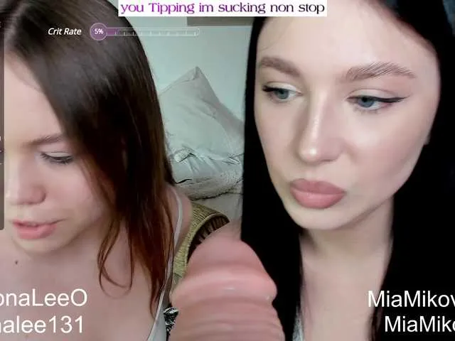 Live sex webcam photo for mia-mona #275568115