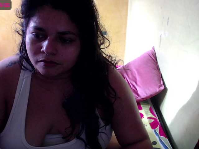 Live sex webcam photo for mia-naughty #275646871