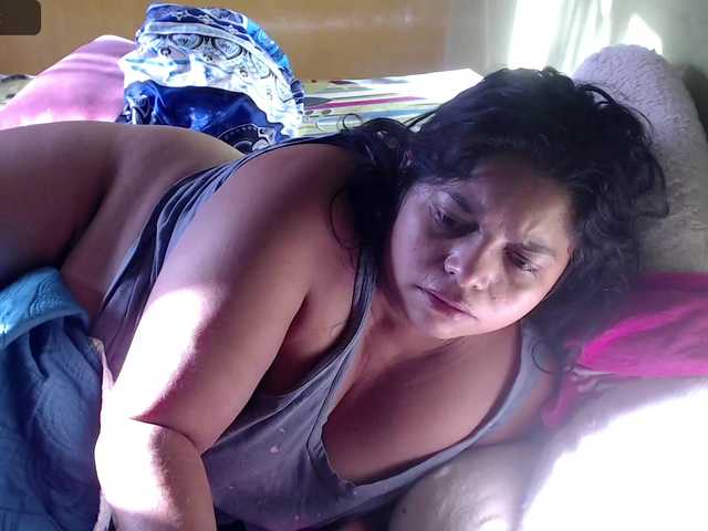 Live sex webcam photo for mia-naughty #276072131