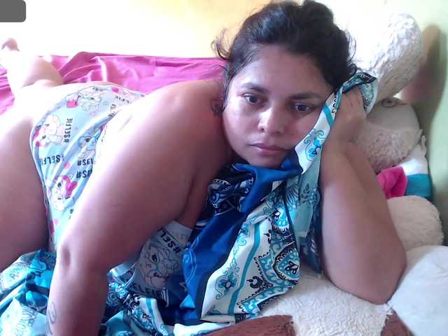 Live sex webcam photo for mia-naughty #276123326