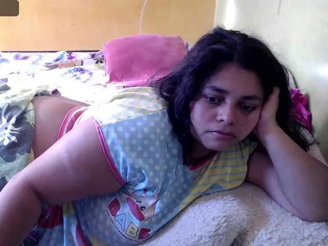 Live sex webcam photo for mia-naughty #276276302