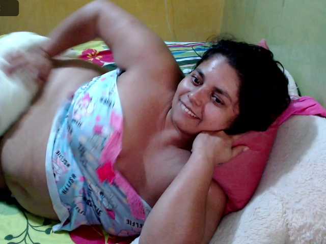 Live sex webcam photo for mia-naughty #276350987