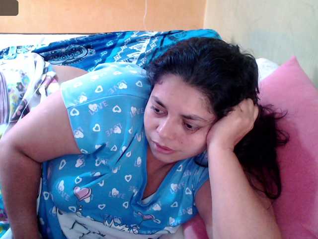 Live sex webcam photo for mia-naughty #276383172