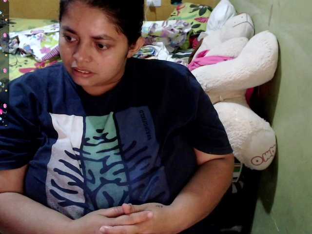 Live sex webcam photo for mia-naughty #276529220