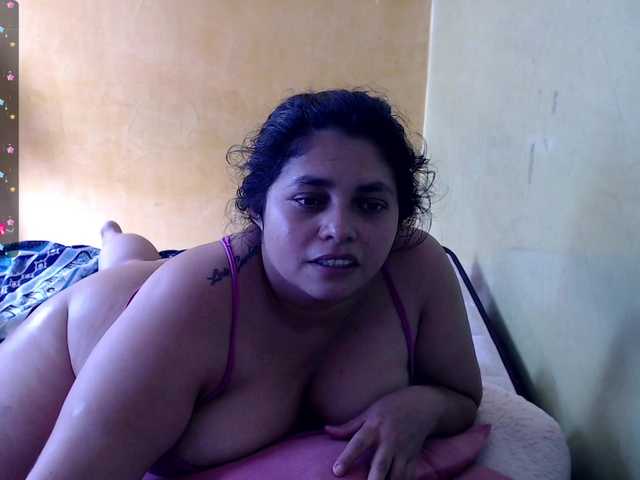 Live sex webcam photo for mia-naughty #276635786