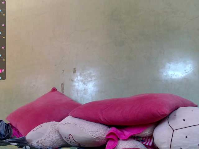 Live sex webcam photo for mia-naughty #276662026