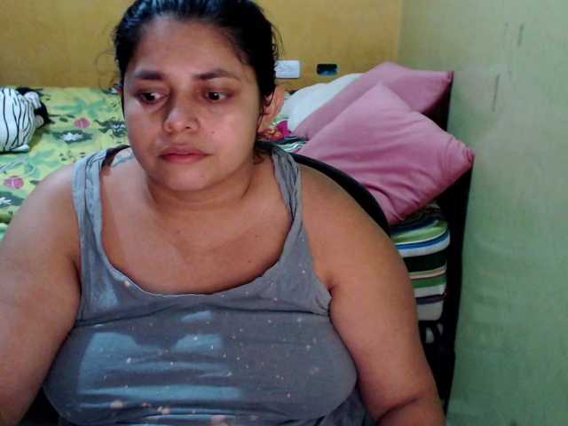 Live sex webcam photo for mia-naughty #276868909