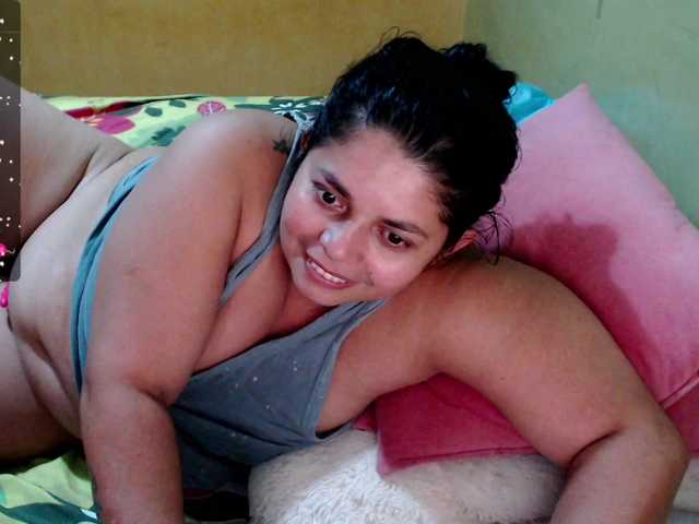 Live sex webcam photo for mia-naughty #276931605