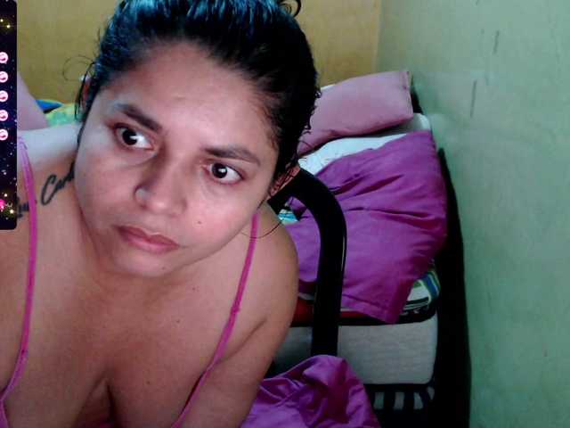 Live sex webcam photo for mia-naughty #276957707