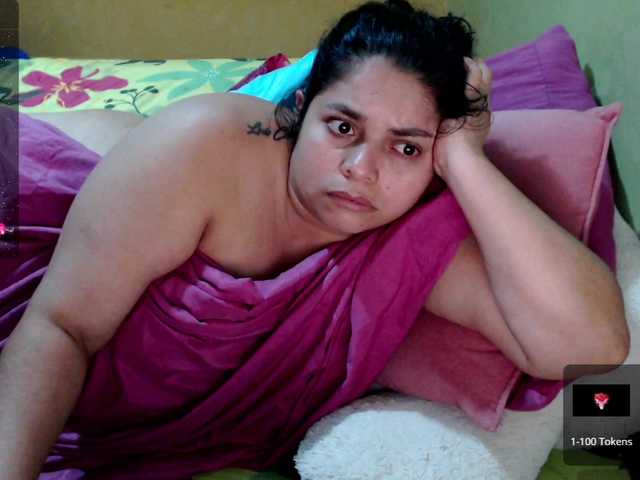 Live sex webcam photo for mia-naughty #277246593