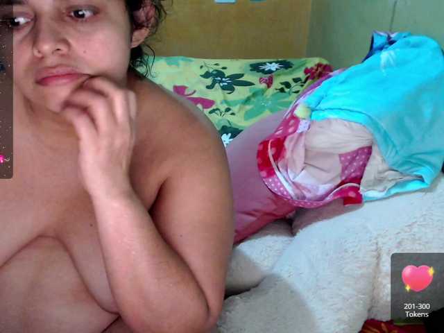 Live sex webcam photo for mia-naughty #277265804