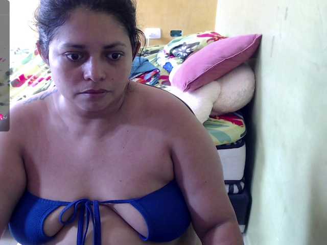 Live sex webcam photo for mia-naughty #277602547