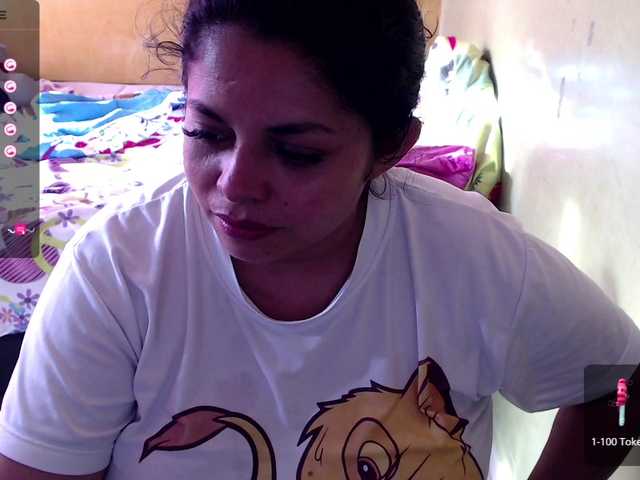 Live sex webcam photo for mia-naughty #277951284