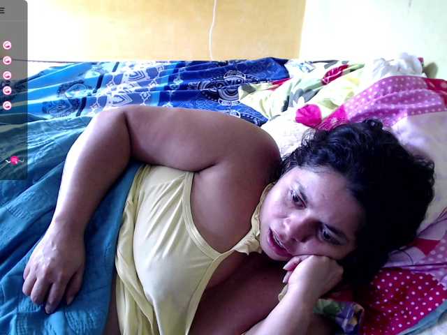 Live sex webcam photo for mia-naughty #278170117