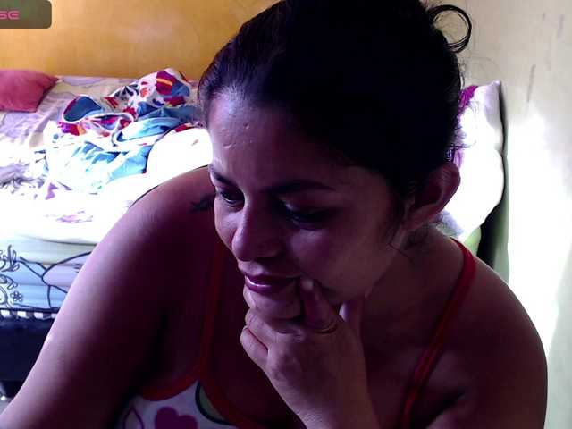 Live sex webcam photo for mia-naughty #289811307