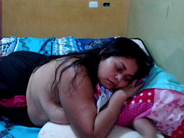 Live sex webcam photo for mia-naughty #289914078