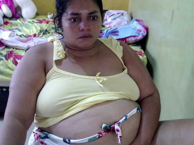 Live sex webcam photo for mia-naughty #290574442