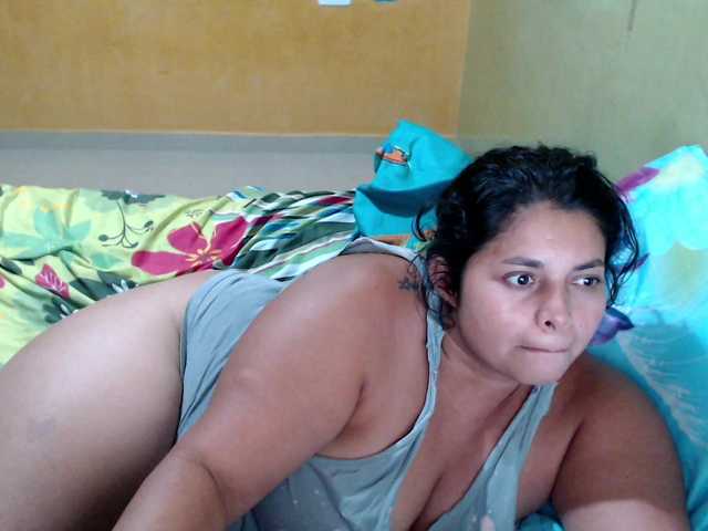 Live sex webcam photo for mia-naughty #290837147