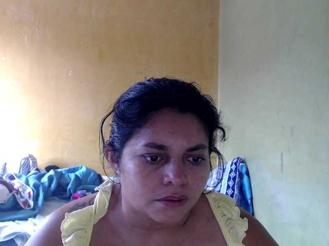 Live sex webcam photo for mia-naughty #290936318