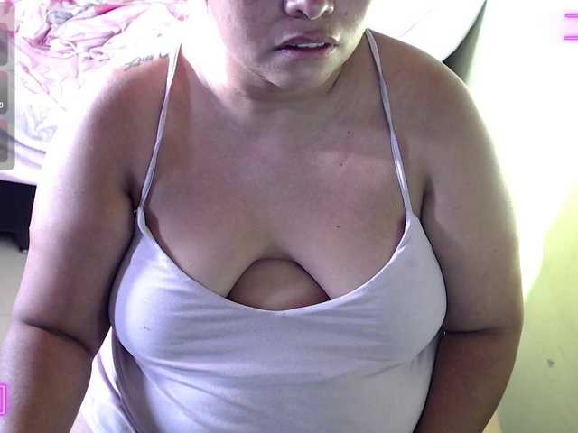 Live sex webcam photo for mia-naughty #291561743