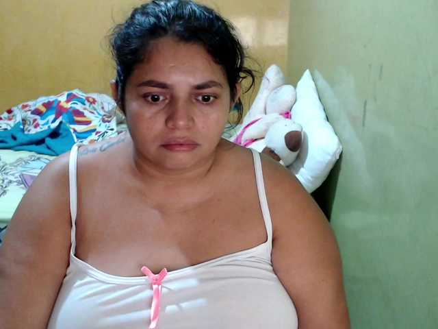 Live sex webcam photo for mia-naughty #291710657