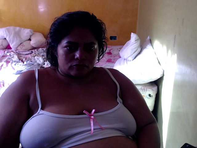 Live sex webcam photo for mia-naughty #291726143