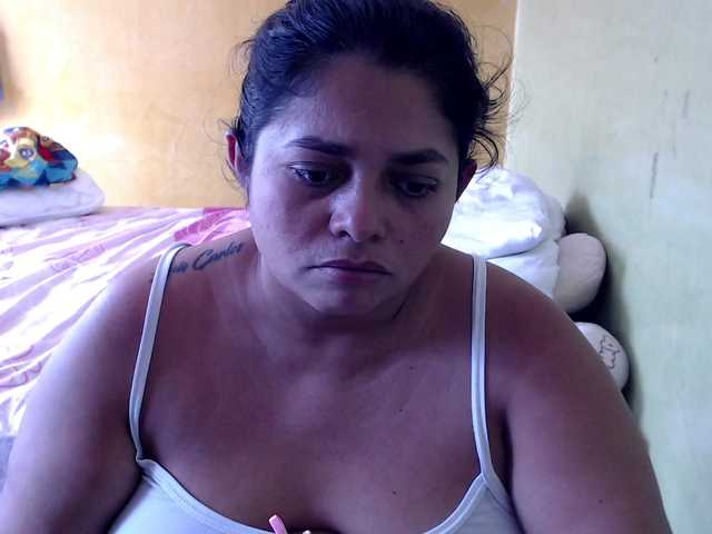 Live sex webcam photo for mia-naughty #291760317